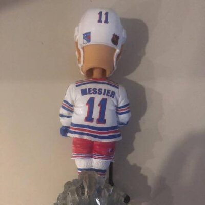 MARK MESSIER 2001 LIMITED EDITION FOREVER COLLECTIBLES BOBBLEHEAD