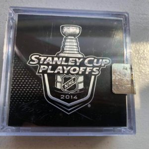 NHL Official Game 2 Puck Los Angeles Kings NY Rangers 2014 Stanley Cup