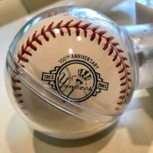 Bernie Williams signed baseball NY Yankees -100th anniversary