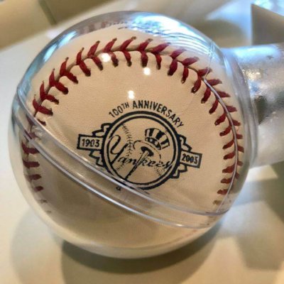 Bernie Williams signed baseball NY Yankees -100th anniversary