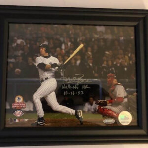 AARON BOONE NEW YORK YANKEES Autographed photo-