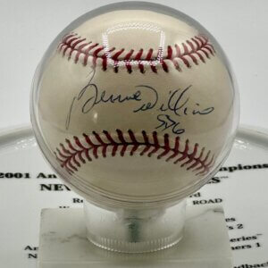 Bernie Williams Autographed Yankees 100th Anniversary Baseball