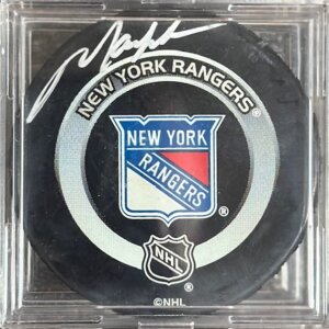Mark Messier signed New York Rangers puck displayed in a clear protective case for collectors.