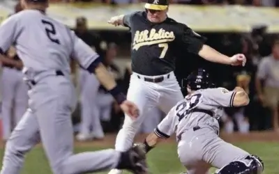 The Jeter Flip Play: The Moment Yankees History Stood Still