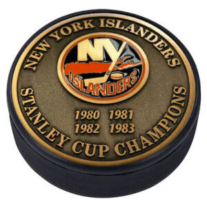 New York Islanders 4‑Time Stanley Cup Champions Medallion Collection Puck with antique gold plating